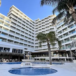 https://parasol-garden.hotelsinnerja.org